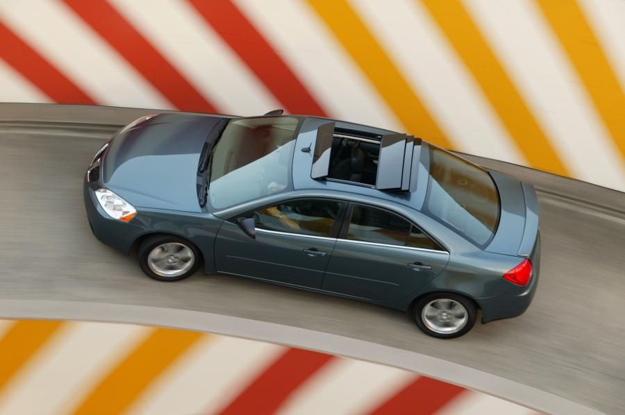  Pontiac G6 2005 года  (фото 38 из 38)